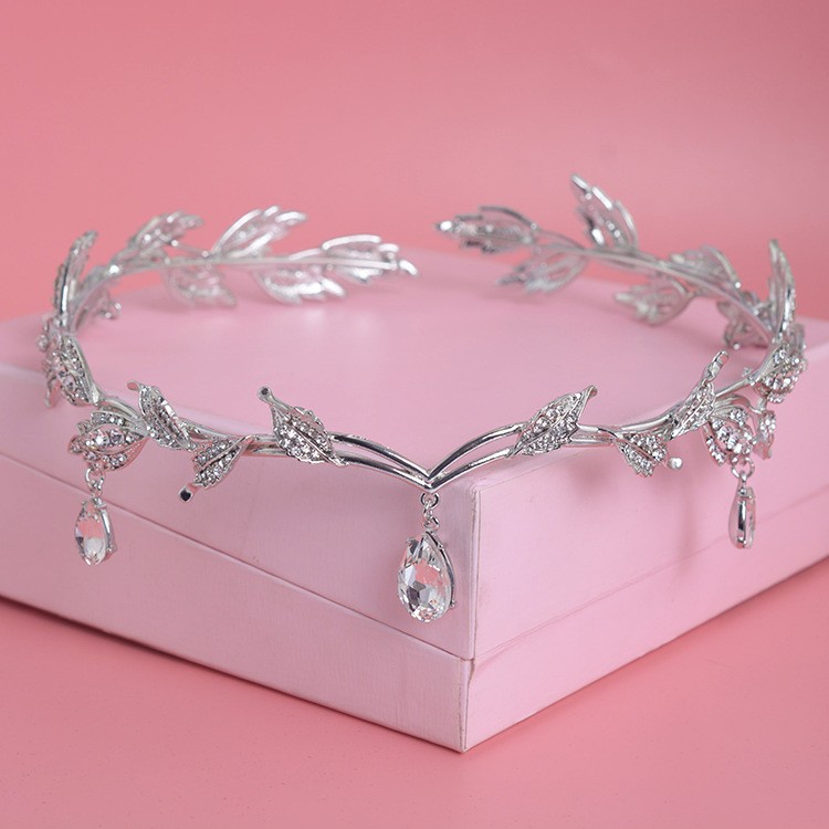 Luxury Crystal Crown Bridal Ha - Aerith Cosplay Prop reseña y precio