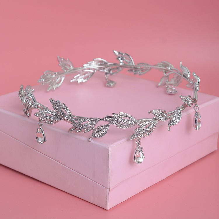 Luxury Crystal Crown Bridal Ha - Aerith Cosplay Prop reseña y precio