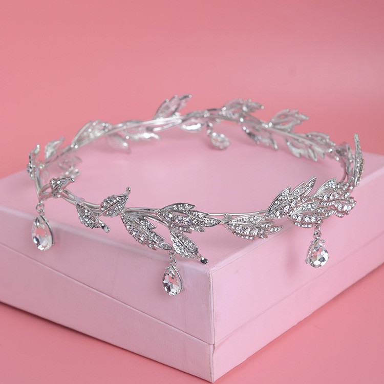 Luxury Crystal Crown Bridal Ha - Aerith Cosplay Prop reseña y precio