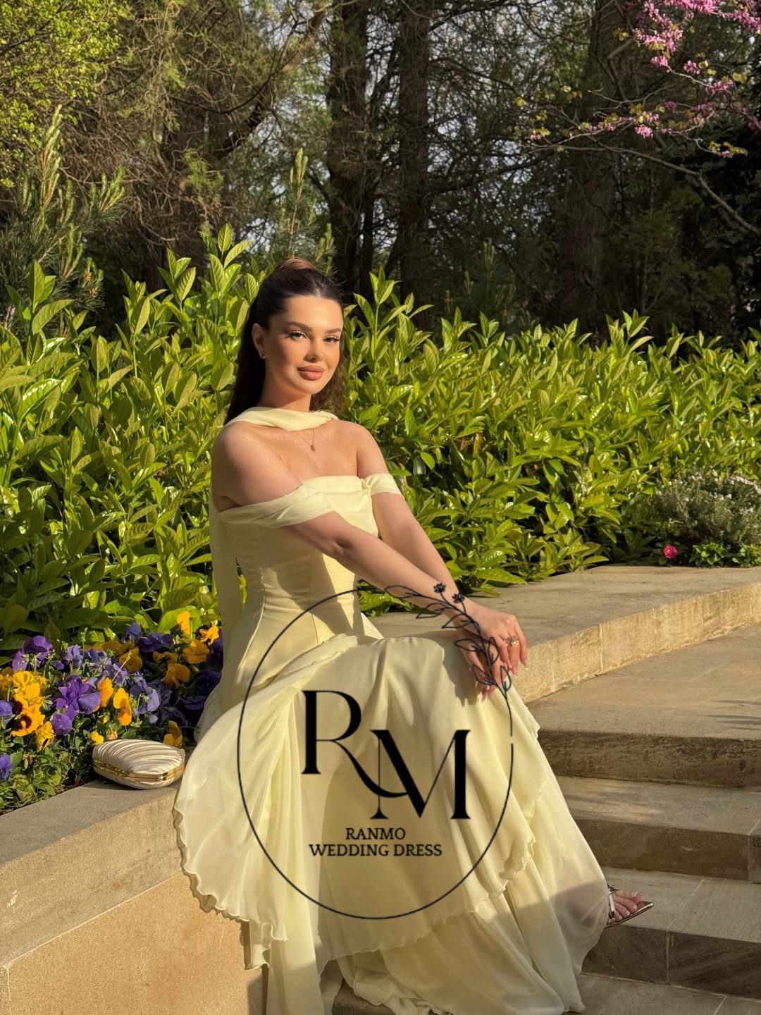 Ranmo Prom Gown Yellow Straple - Briar Cosplay Prop reseña y precio